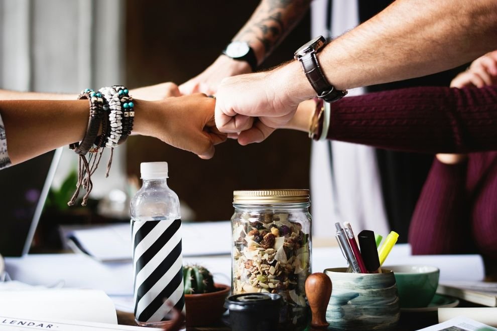 The “Coach-Like Leader”: Why Command-and-Control is Obsolete and How to Empower Your Team Instead
